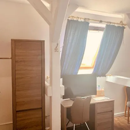 فندق Alt-emder Buergerhaus إمدن