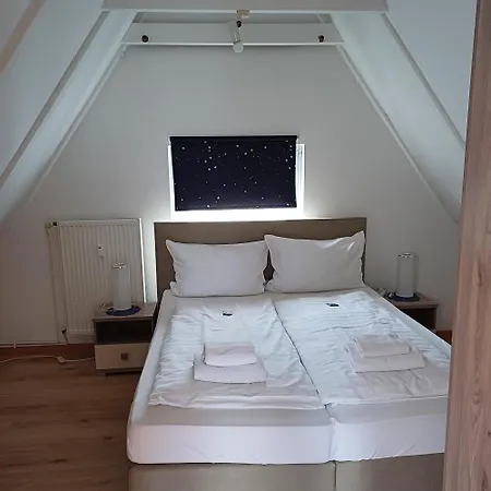 Alt-emder Buergerhaus Otel Emden