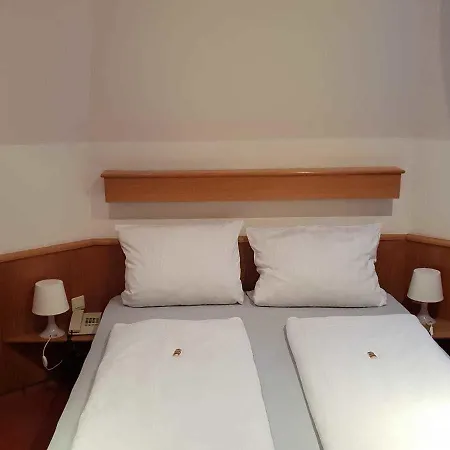 Alt-emder Buergerhaus Ξενοδοχείο Έμντεν