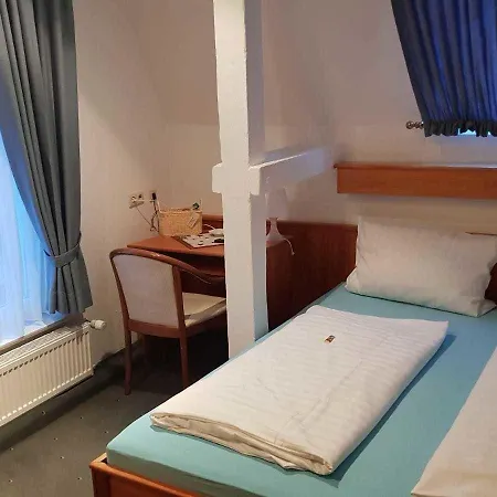 Ξενοδοχείο Alt-emder Buergerhaus 3*