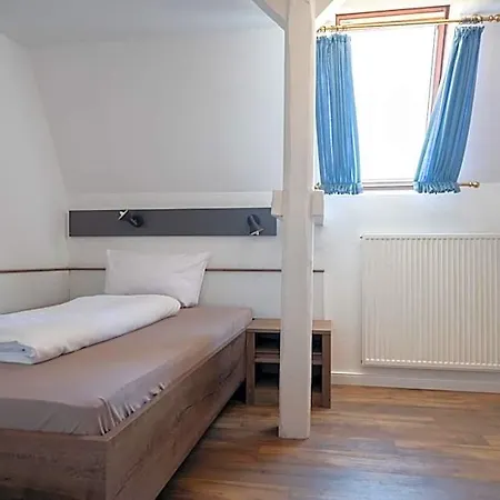 Alt-emder Buergerhaus فندق
