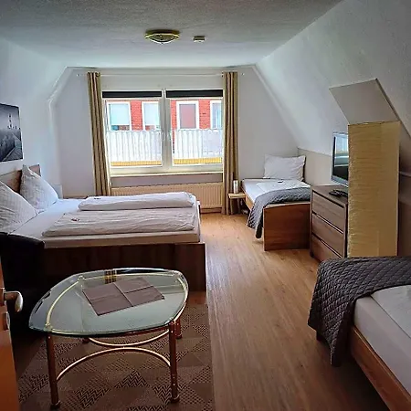 فندق Alt-emder Buergerhaus إمدن
