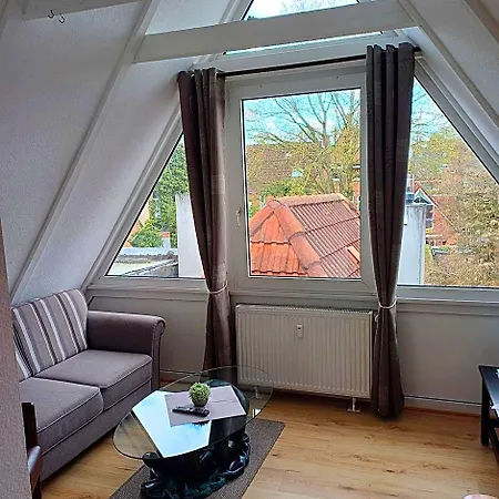 فندق Alt-emder Buergerhaus 3*