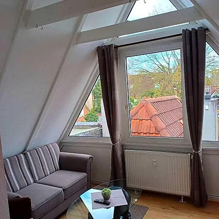 Alt-emder Buergerhaus 3*